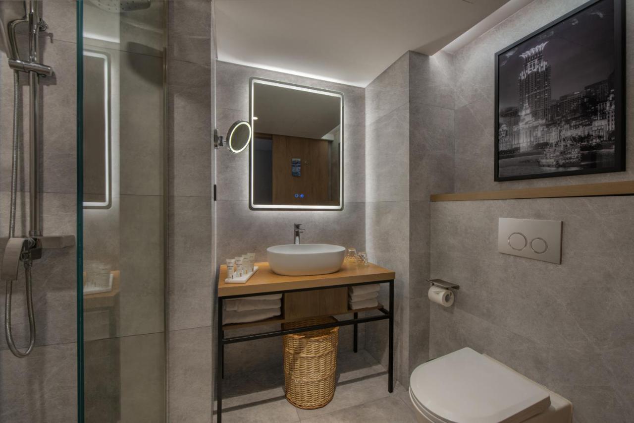 Park Inn By Radisson Shanghai Huanqiugang Екстериор снимка