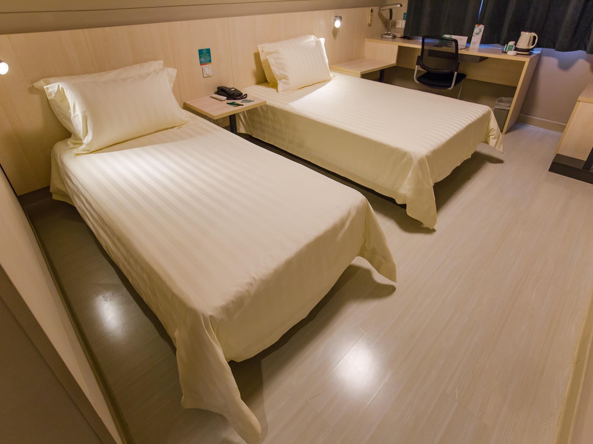 Park Inn By Radisson Shanghai Huanqiugang Екстериор снимка